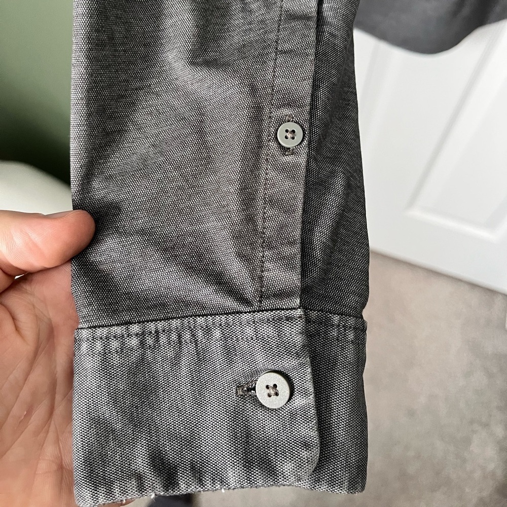 Lululemon Commission Long-Sleeve Shirt Slim Fit Enzyme Dye Grey Size Large EUC - Picture 8 of 10